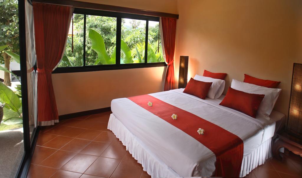 Ban Kao Tropical Boutique Residence Laem Set Beach 외부 사진