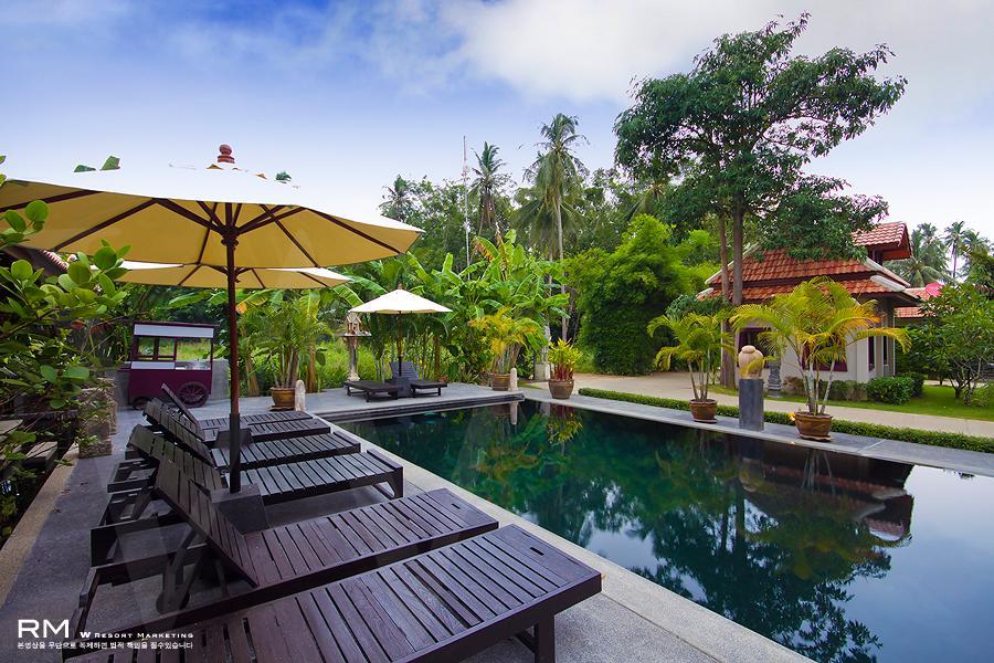 Ban Kao Tropical Boutique Residence Laem Set Beach 외부 사진